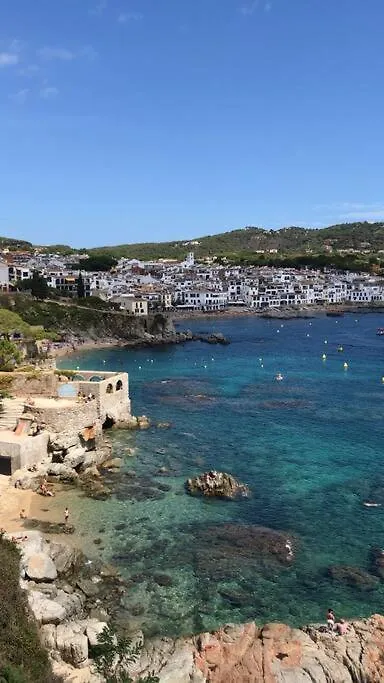The Golden Oak In Calella Centre - 100M From Beach Palafrugell